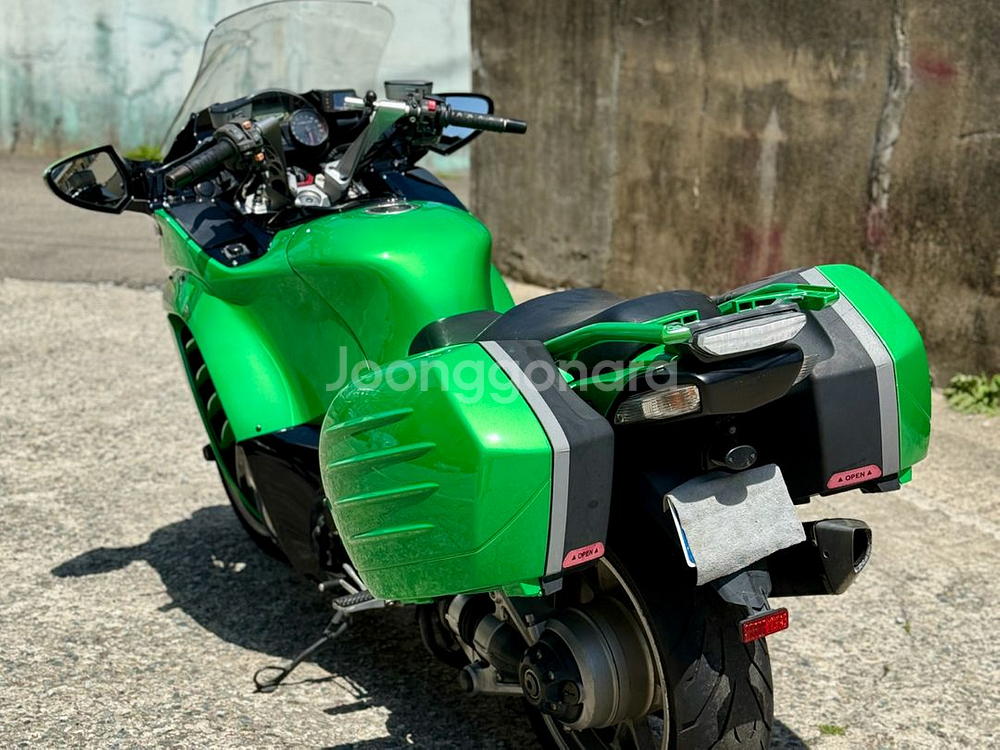 부산 가와사키 GTR1400--7