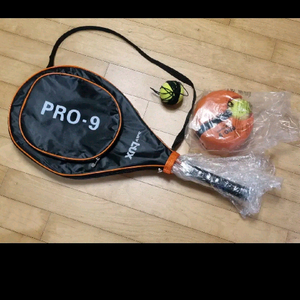 테니스 라켓 리턴볼