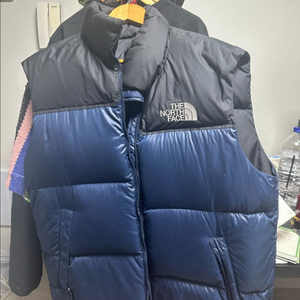노스페이스 패딩조끼