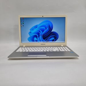 삼성노트북 윈도우11/램8G/화이트/SSD/큰화면