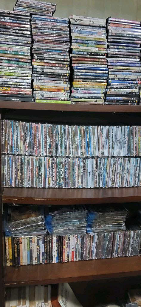 영화 DVD 1500장--3