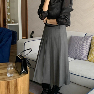 시그니처 마틸다 플리츠 스커트 M