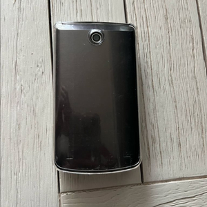 LG 폴더폰 블랙(충전잭 포함)