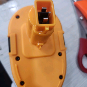 디월트호환 18V 12800mAh 배터리 새상품