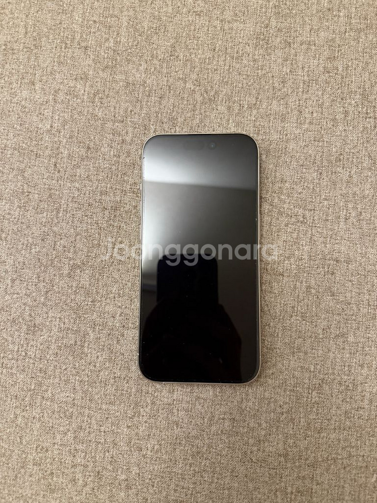 아이폰15 pro 화이트티타늄 256GB S급판매합니다--6