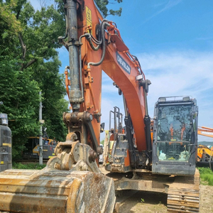 두산 DX140R 2019년식 06 소선회 굴삭기