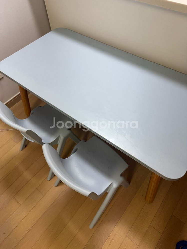 리바트 꼼므 + 의자--0