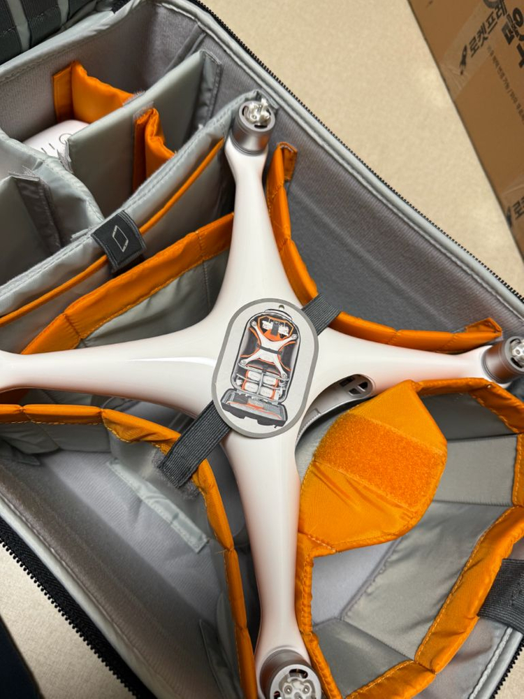 팬텀4 + 로우프로 드론 백팩 이미지