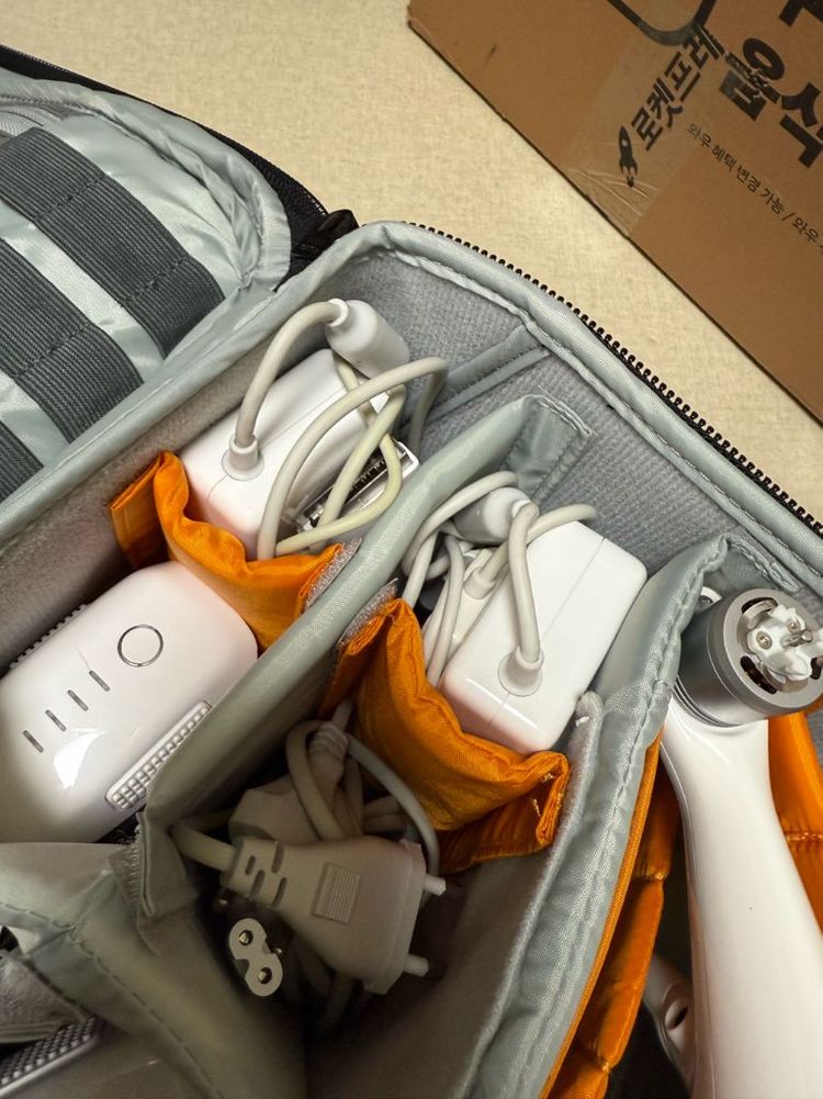 팬텀4 + 로우프로 드론 백팩 이미지