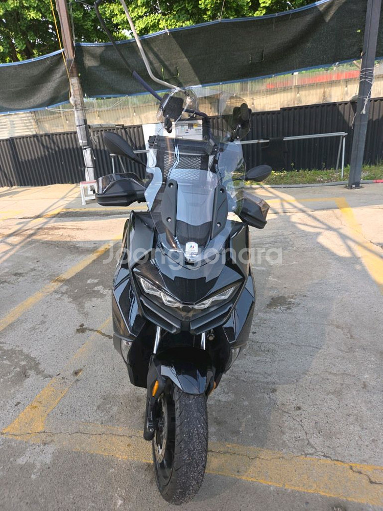 bmw c400gt--0