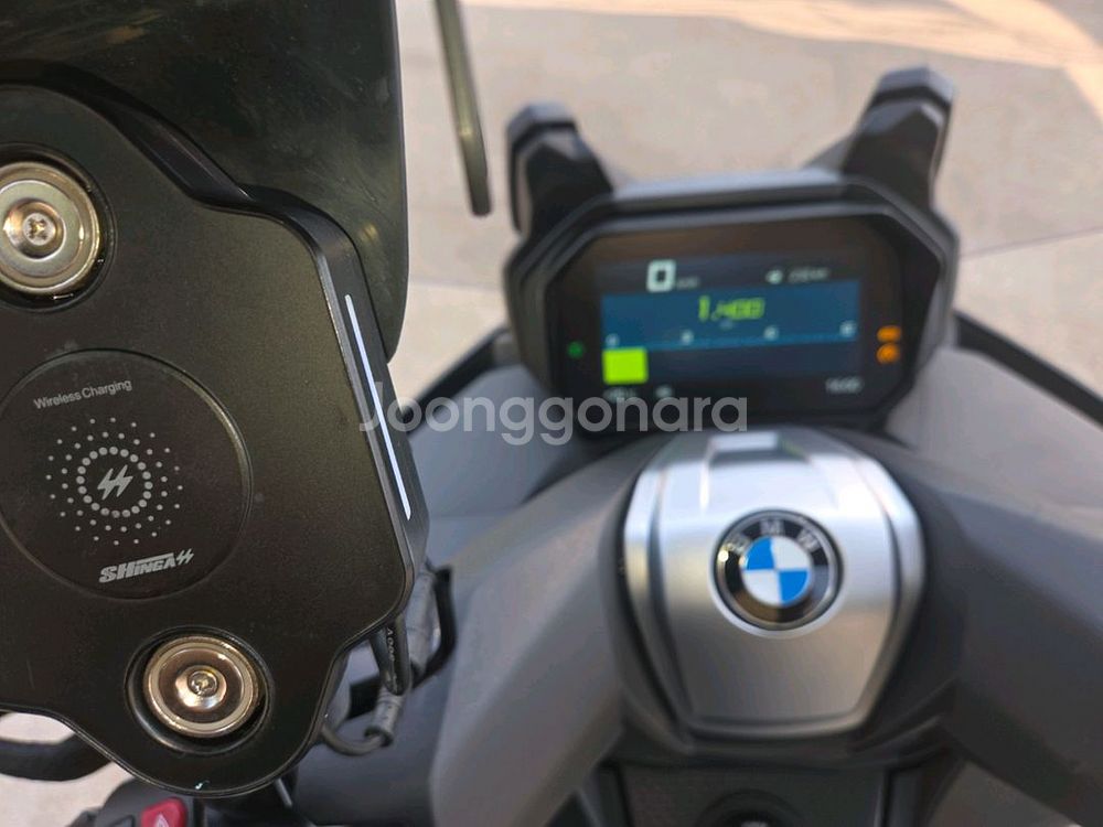 bmw c400gt--7