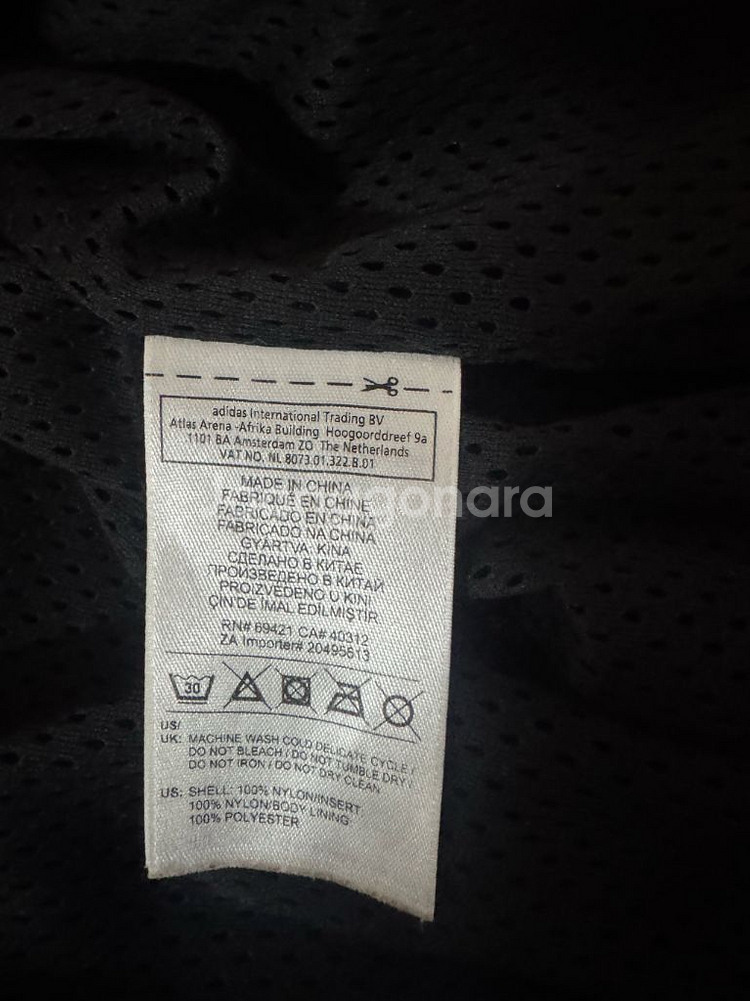 베트멍x리복 바람막이--4