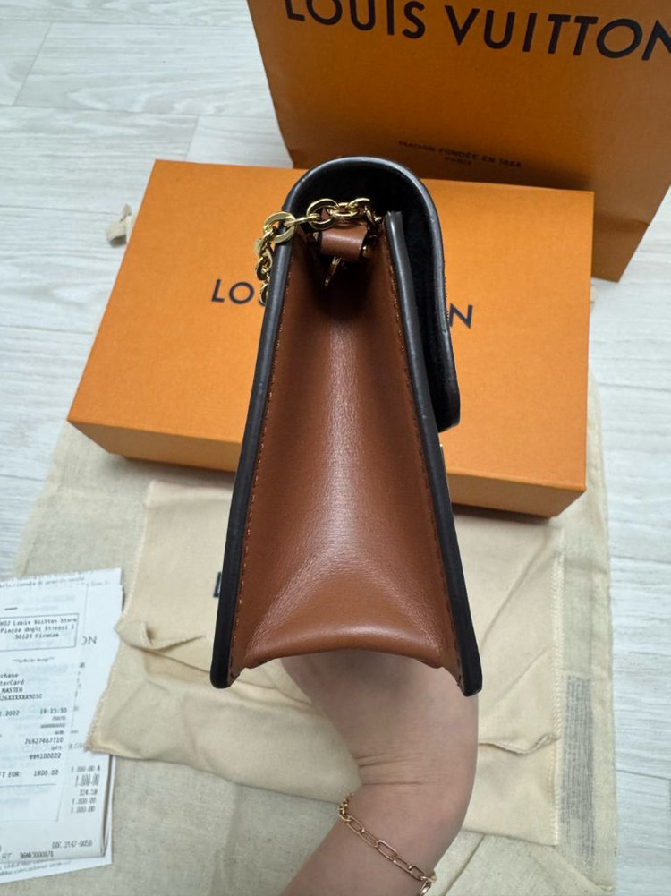 루이비통 도핀 체인 월릿 woc 이미지