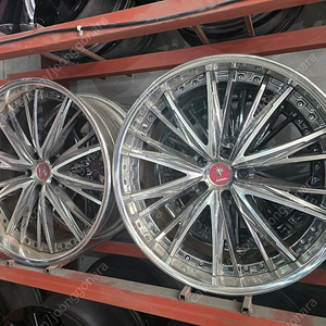 웨즈 엘라보라 21인치 정품 휠 팝니다....