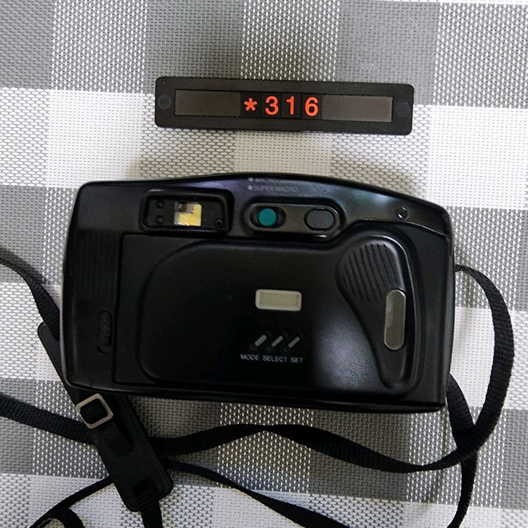 삼성캐녹스 퍼지줌 1050 필름카메라--3