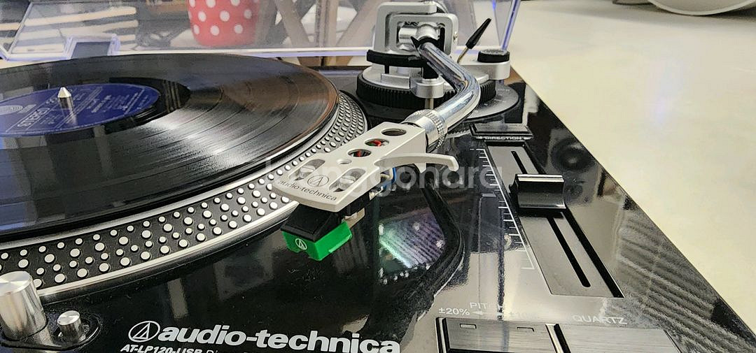 [판매] 오디오테크니카 AT-LP120USB 턴테이블--1