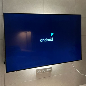 이스트라 쿠카 UC751UHD TV 판매합니다