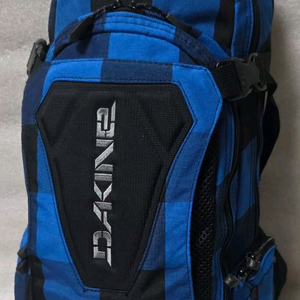 다카인 DAKINE 노마드 NOMAD 자전거백팩 18L