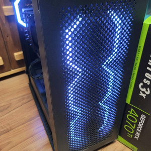 7800x3d 4070ti 32gb 완본체 컴퓨터