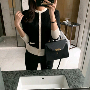 렌느 배색 가디건
