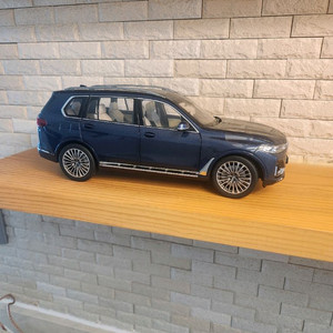 교쇼 BMW X7 1:18 모형자동차