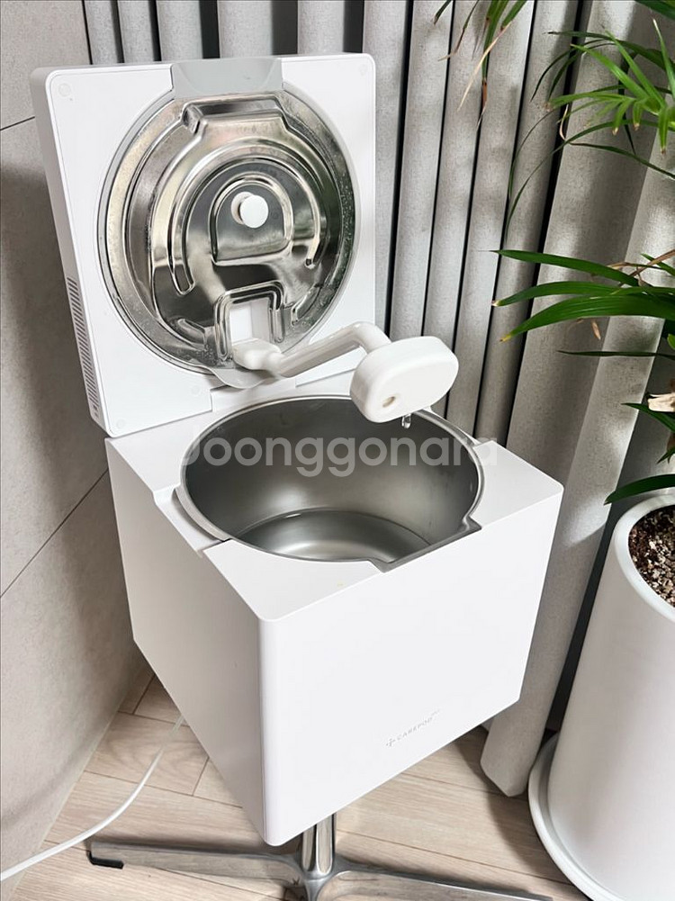 케어팟 4.2L X41 스탠드 포함 가습기 판매합니다--5