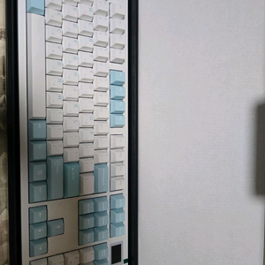 다얼유 기계식 키보드 팝니다