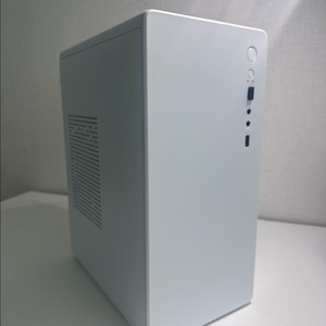 i7-4세대 화이트 미니 케이스 데스크탑 팝니다