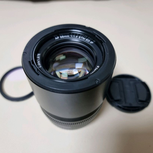 빌트록스 56mm 1.4 Z마윤트 판매합니다