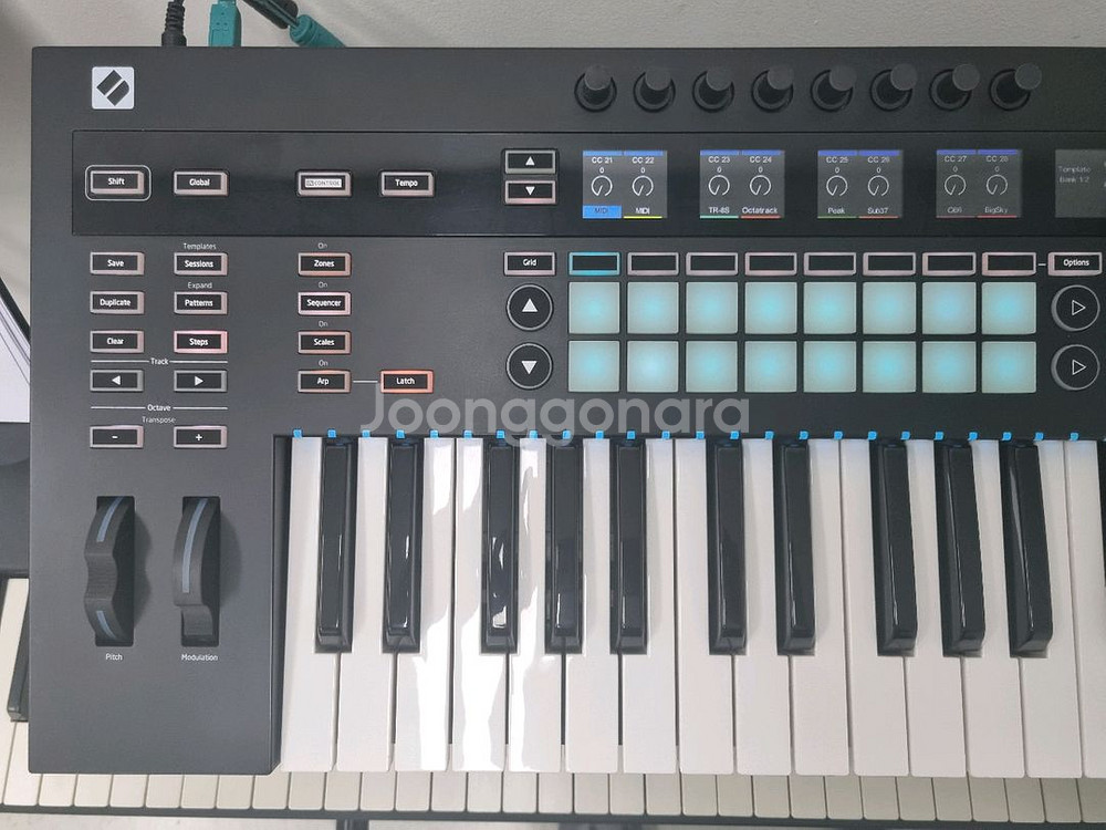 Novation SL61 MKIII 노베이션 61SL--1