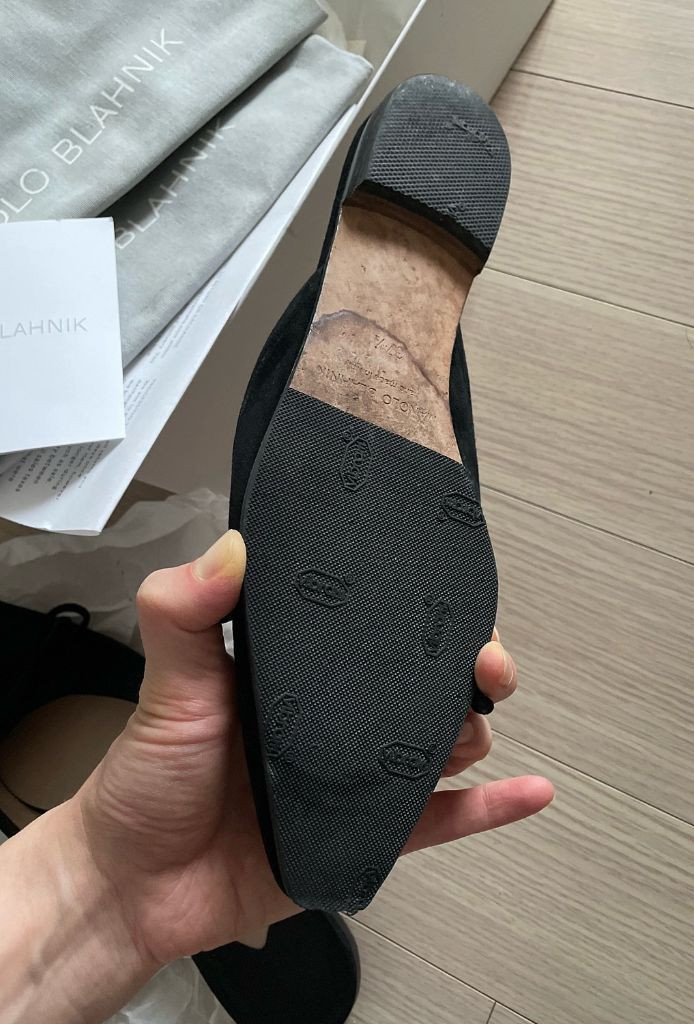 마놀로블라닉 정품 발레리나 뮬 37.5--5