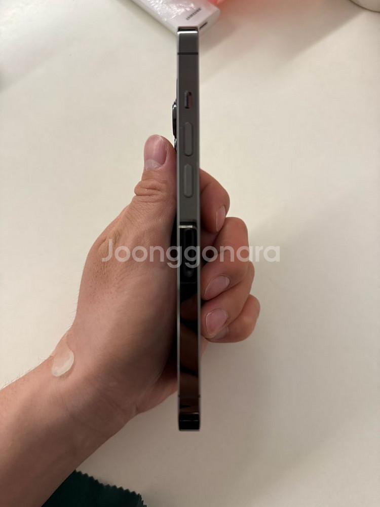 아이폰 13pro 256G 그래파이트 팝니다--3
