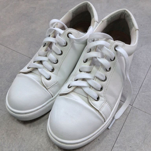 FeeTJOY 스니커즈 250