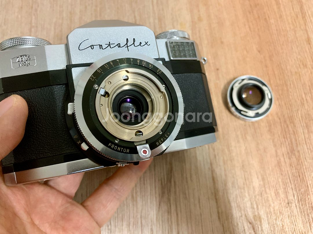 Zeiss Ikon Contaflex 필름카메라 판매--4
