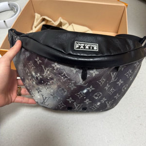 루이비통 갤럭시 범백 판매.