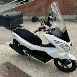 혼다 pcx125 16년형 화이트컬러 짧은키로수 판매합