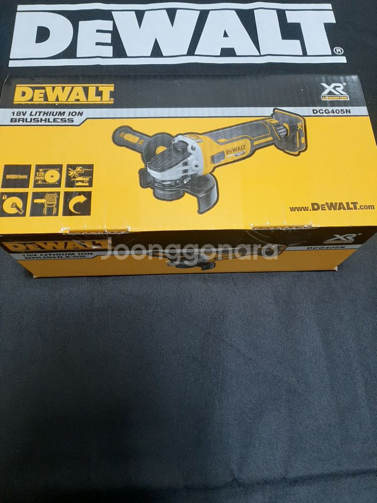 디월트 그라인더 DCG405 본체--0