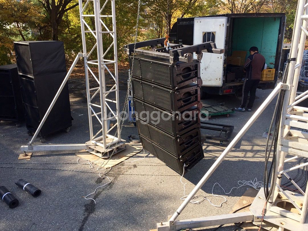 MEYERSOUND M2D10통 + M2DSUB2통--4