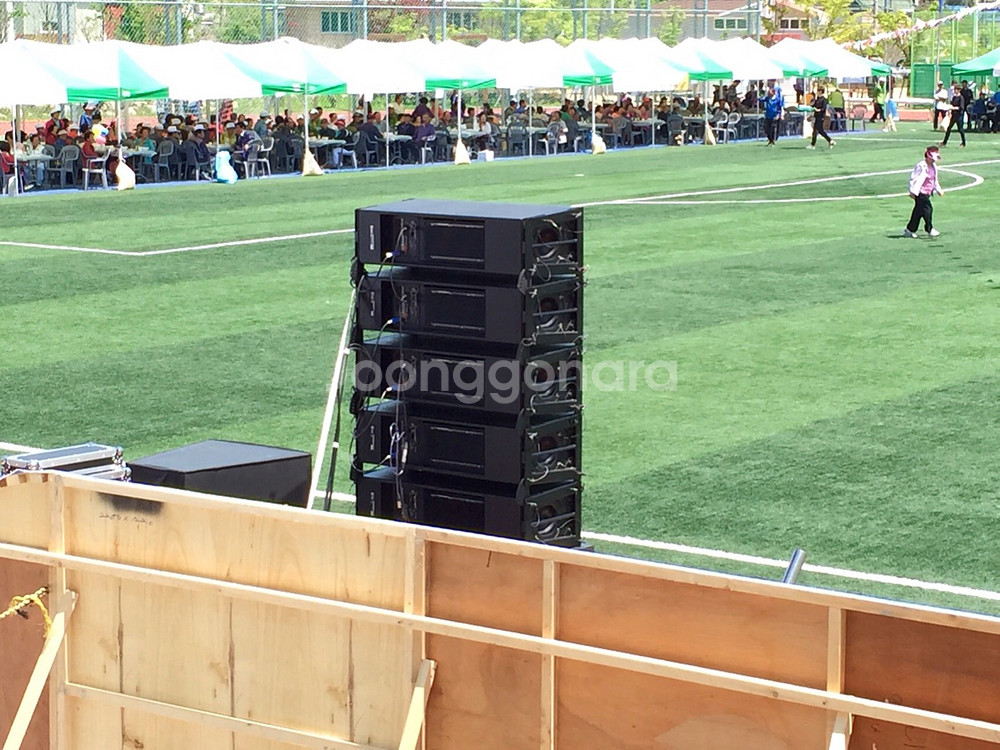 MEYERSOUND M2D10통 + M2DSUB2통--1