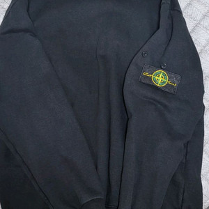 스톤아일랜드 맨투맨팝니다