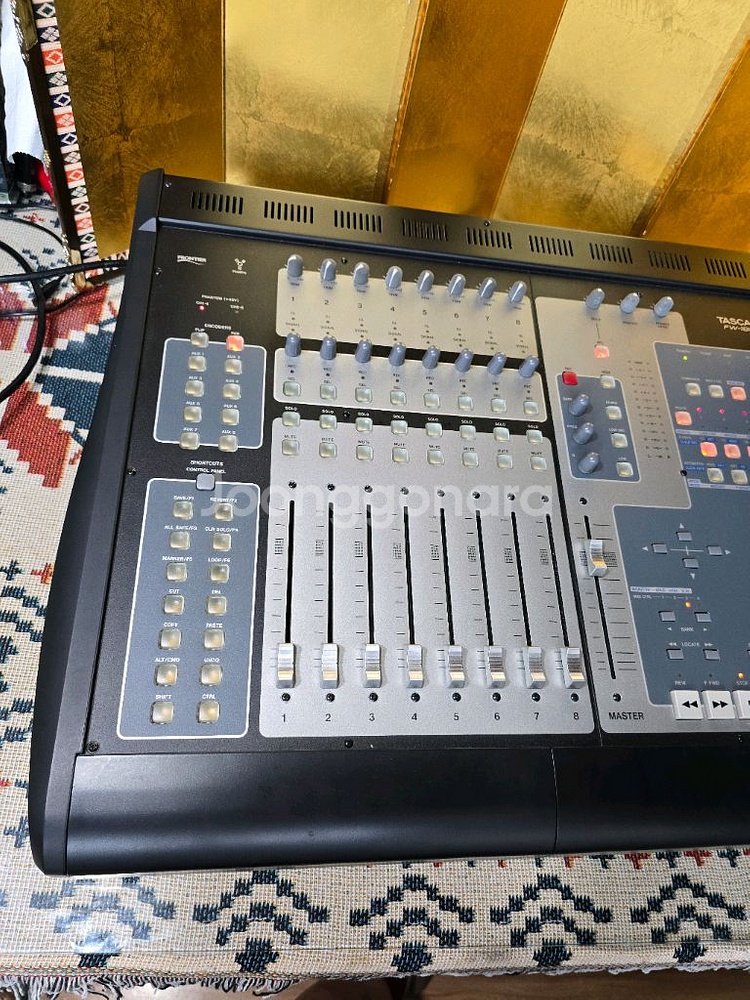TASCAM FW-1884 오디오 인터페이스--2