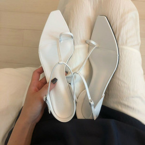 피에톤 orre t-strap sandals (250)