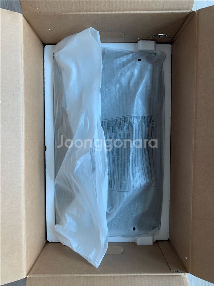 삼성 24인치 s24r650 모니터 팝니다.--1