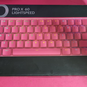 키보드 로지텍 pro x60 핑크