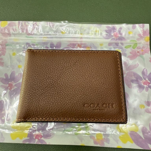 코치 브라운 명함지갑