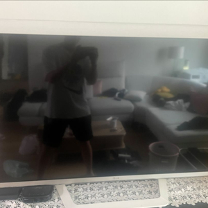 LG 42인치 스마트 티비 고장남