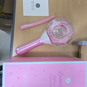 러블리즈 공식 응원봉(미사용)