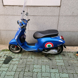 베스파 스프린트 19년식 판매합니다