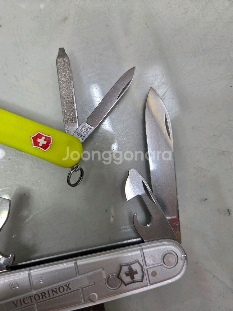 미사용품 빅토리녹스 스파르탄 실버택 + 클래식SD--1