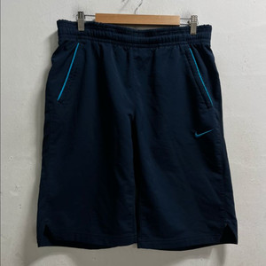 32-33 나이키 드라이핏 기능성 밴딩 반바지